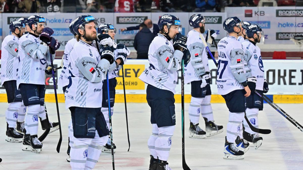 Plzeň se zavřela v kabině. Mladý bek zase daroval gól, Jandač posadil i brankáře: Chyby se nesmí stávat